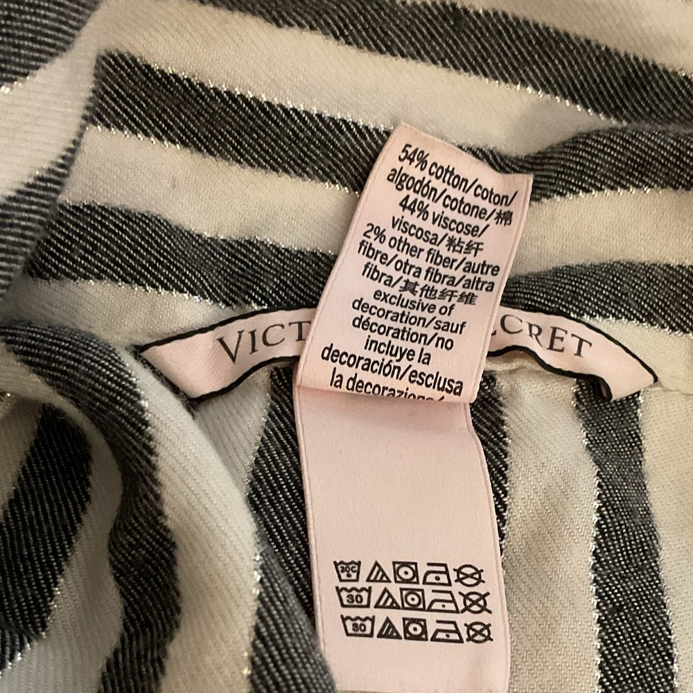 Victoria's Secret Grey Striped Pajama Set Size S - Picture 13 of 13